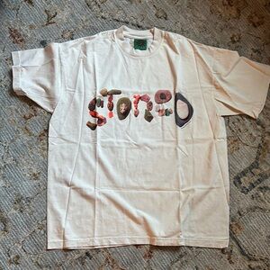 Extra Vitamins stoned Cream Graphic T-Shirt